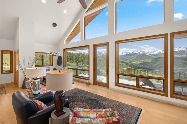 Home in Acorn Creek Ranch Estates Sub, Silverthorne — photo 5 Home in Acorn Creek Ranch Estates Sub, Silverthorne, CO — photo 5 (MLS S1069559)