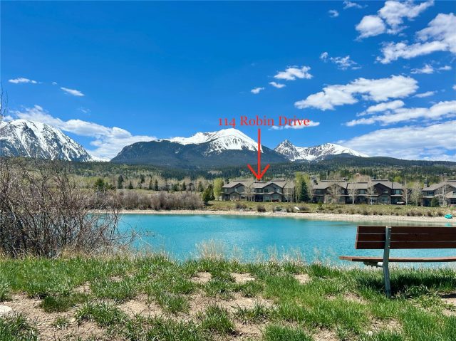 Townhome in Ponds At Blue River Condo, Silverthorne — photo 2 Townhome in Ponds At Blue River Condo, Silverthorne, CO — photo 2 (MLS S1069561)