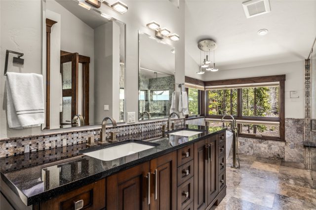 70 Tieze Lane photo 21