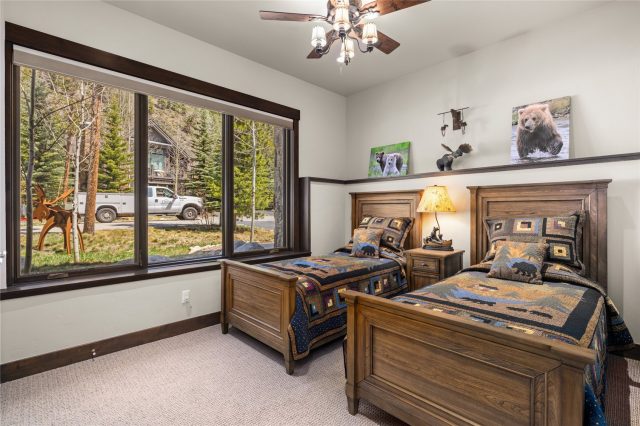 70 Tieze Lane photo 32
