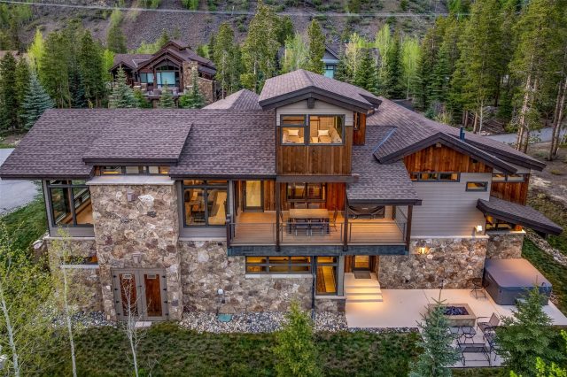 70 Tieze Lane photo 43