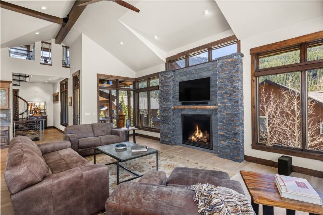 70 Tieze Lane photo 8