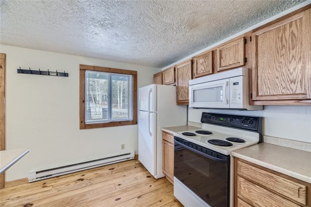 705 707 709 Frisco Street 1-7 photo 9