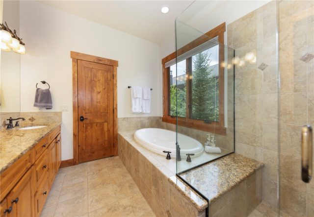 120 Talon Circle photo 19