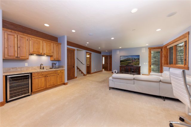 120 Talon Circle photo 23
