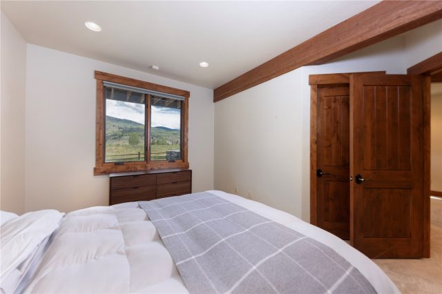 120 Talon Circle photo 25