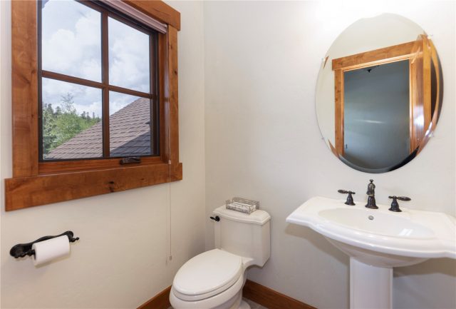 120 Talon Circle photo 32
