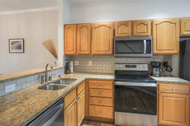 303 Saddle Ridge Drive 303 photo 14