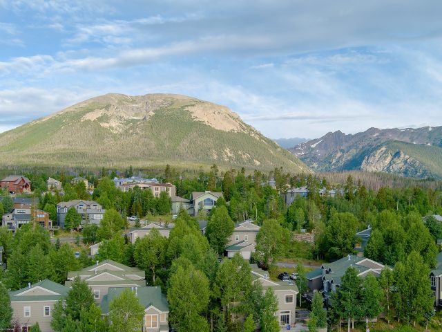 303 Saddle Ridge Drive 303 photo 36