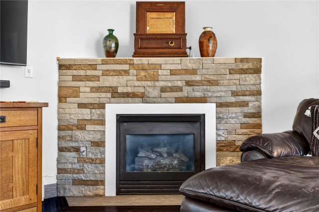 796 Alpine Road photo 16