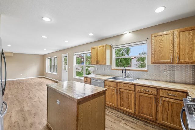 171 Buffalo Drive photo 12