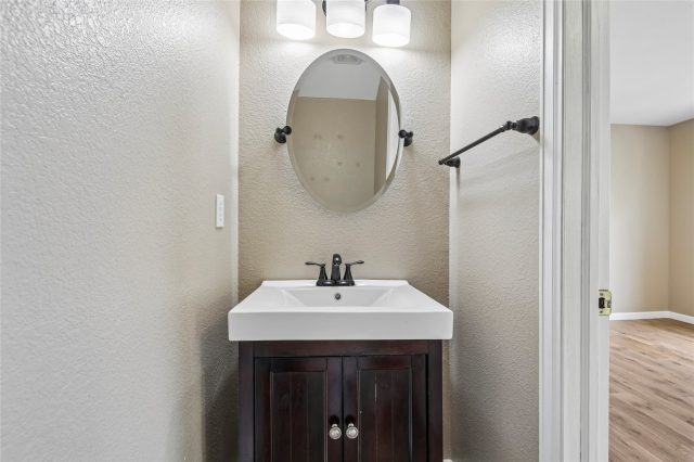 171 Buffalo Drive photo 20