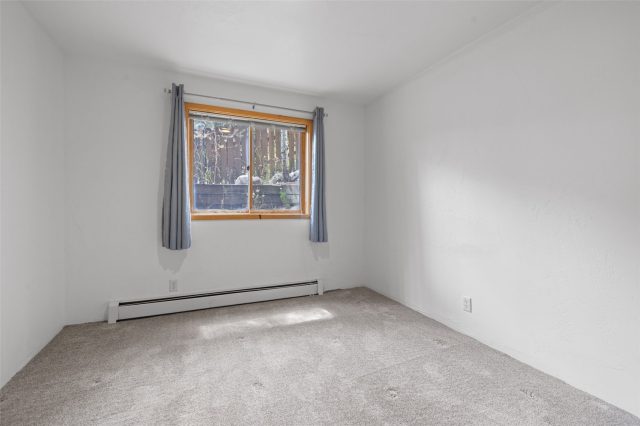 321 S 6th Avenue photo 40