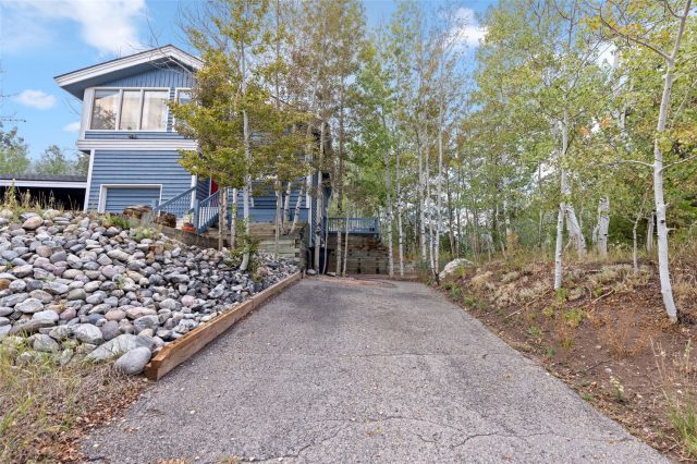 321 S 6th Avenue photo 44