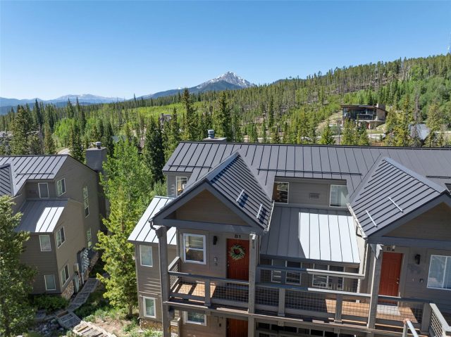 Condo in Gore Trail At Wildernest Condo, Silverthorne — photo 2 Condo in Gore Trail At Wildernest Condo, Silverthorne, CO — photo 2 (MLS S1069584)