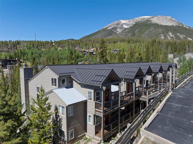 Condo in Gore Trail At Wildernest Condo, Silverthorne — photo 3 Condo in Gore Trail At Wildernest Condo, Silverthorne, CO — photo 3 (MLS S1069584)