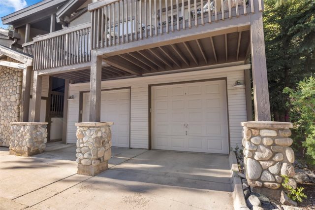 233 Creekside Drive 105 photo 38