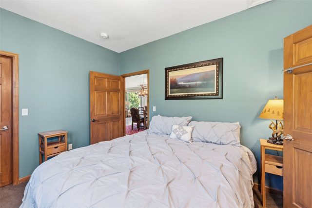 640 Meisel Drive photo 27
