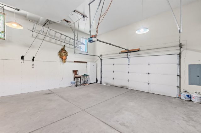 640 Meisel Drive photo 40