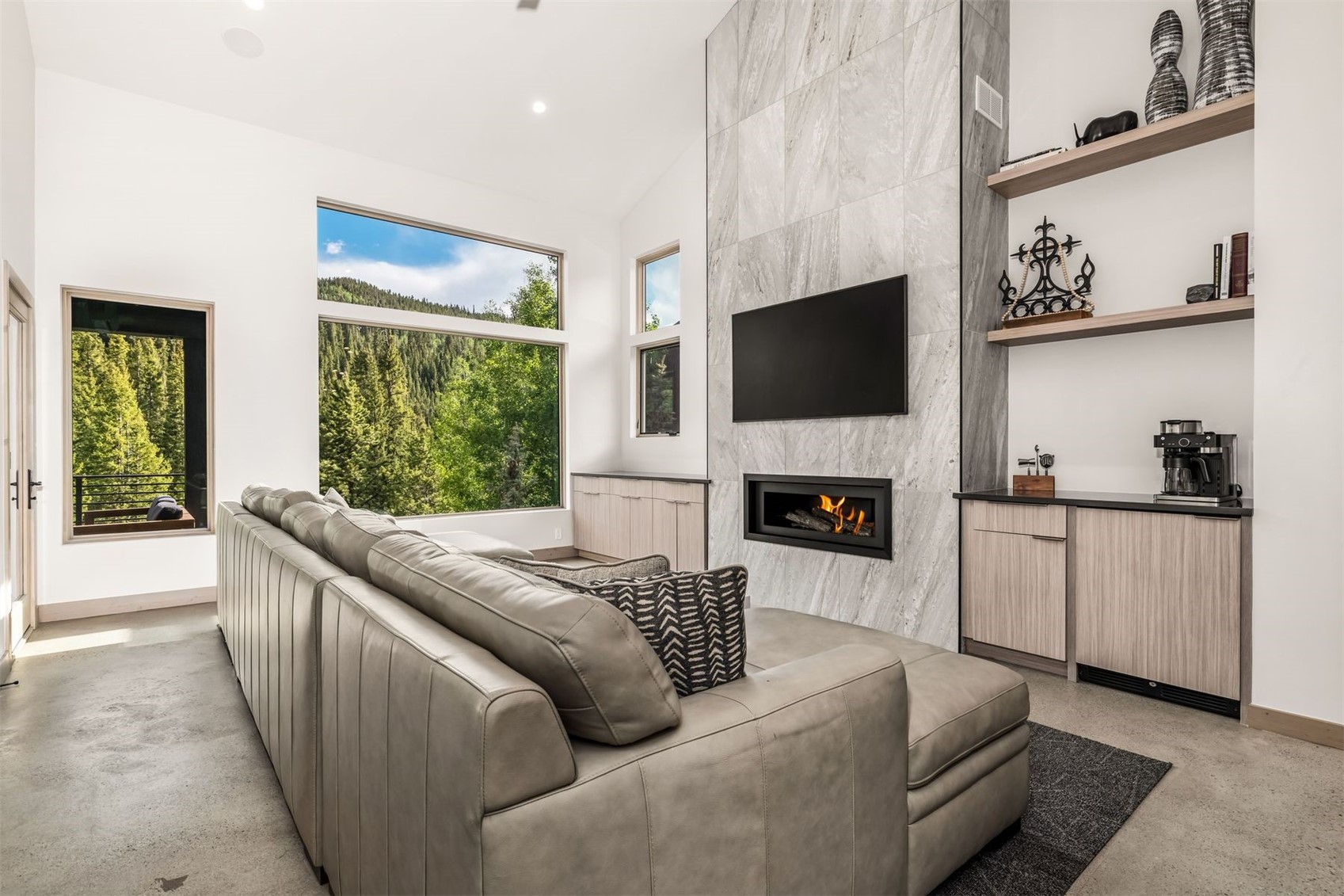 Townhome in Inas Way Residences, Keystone, CO — photo 2 (MLS S1069603)