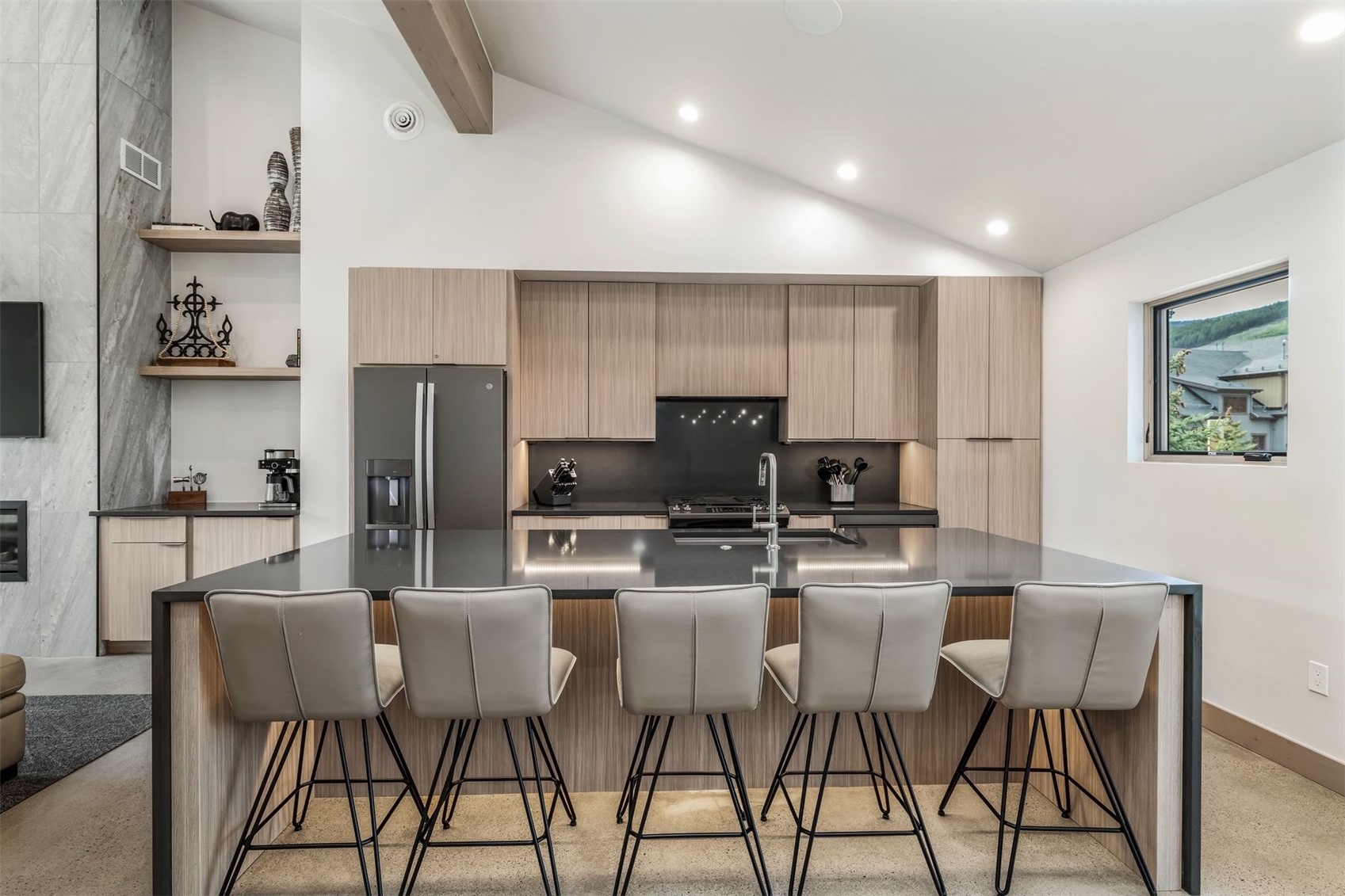 Townhome in Inas Way Residences, Keystone, CO — photo 3 (MLS S1069603)