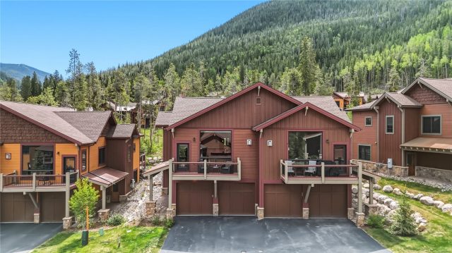 Townhome in Alders Townhomes, Keystone — photo 2 Townhome in Alders Townhomes, Keystone, CO — photo 2 (MLS S1069607)