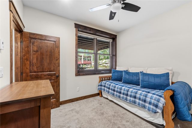 705 Independence Road 705 photo 31