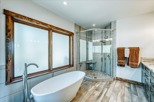 1043 Alpensee Drive photo 22