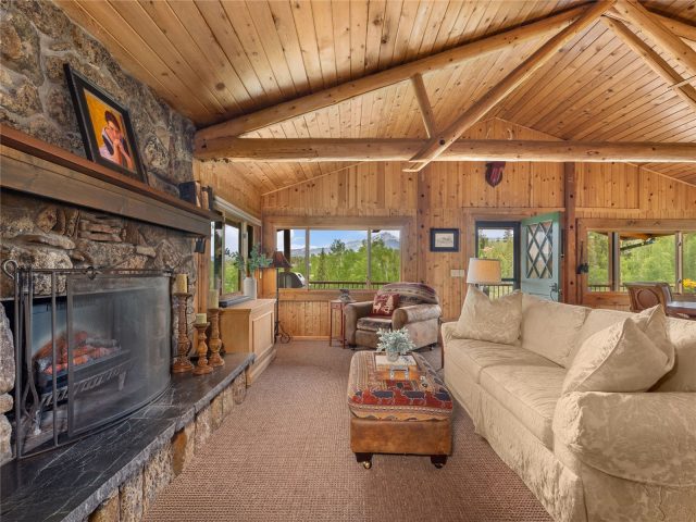 1148 Royal Buffalo Drive photo 13