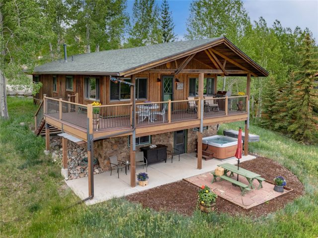 Home in Mesa Cortina West Sub, Silverthorne — photo 1 Home in Mesa Cortina West Sub, Silverthorne, CO — photo 1 (MLS S1069626)