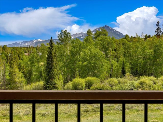Home in Mesa Cortina West Sub, Silverthorne — photo 4 Home in Mesa Cortina West Sub, Silverthorne, CO — photo 4 (MLS S1069626)