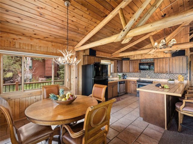 1148 Royal Buffalo Drive photo 8
