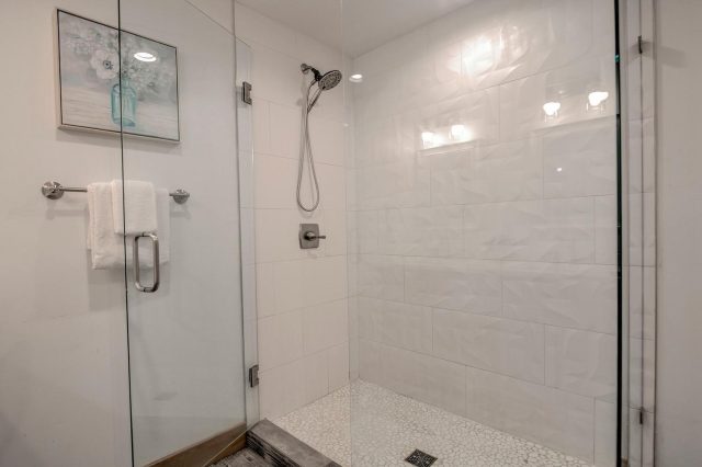 157 Barton Way photo 38