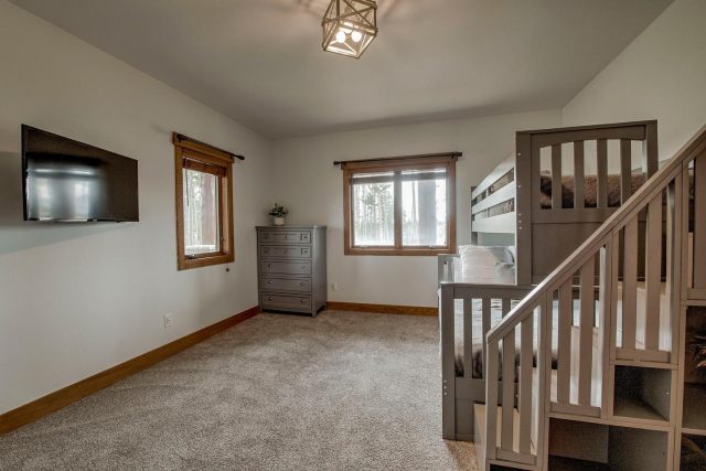 157 Barton Way photo 39