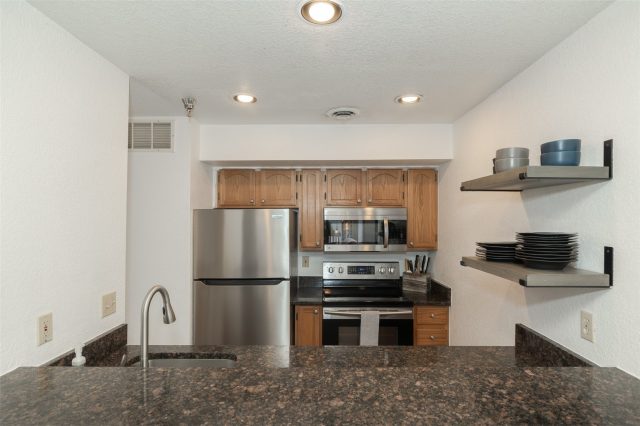 Condo in Mountain Side Condo, Frisco, CO — photo 5 (MLS S1069659)