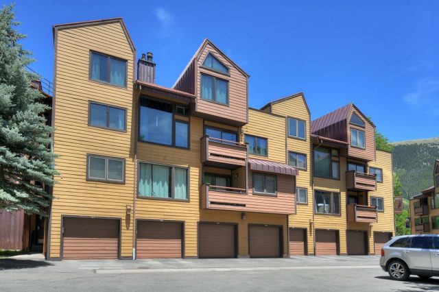 145 Wheeler Place 210 photo 31
