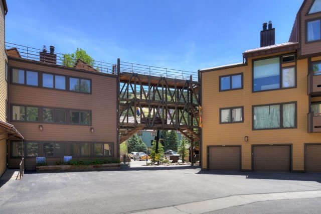 145 Wheeler Place 210 photo 32