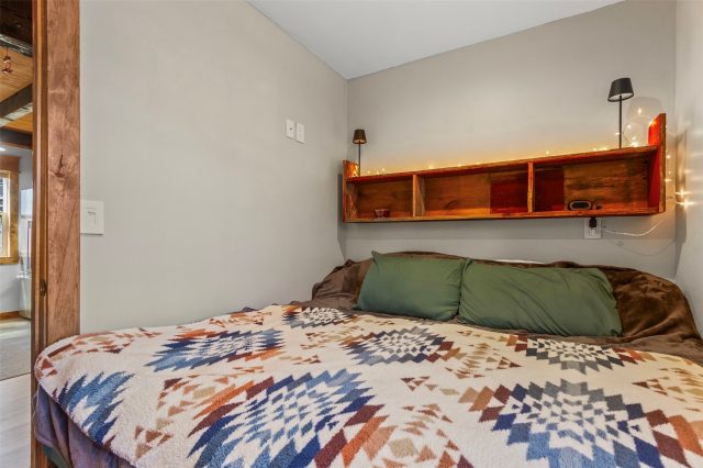 8010 Ryan Gulch Road B1 photo 17