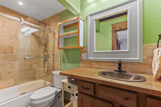 8010 Ryan Gulch Road B1 photo 18