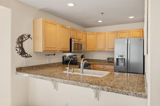 114 Beaver Lodge Road 116 photo 19