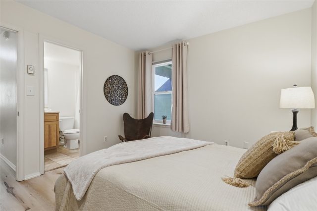 1001 Grandview Drive 24 photo 14