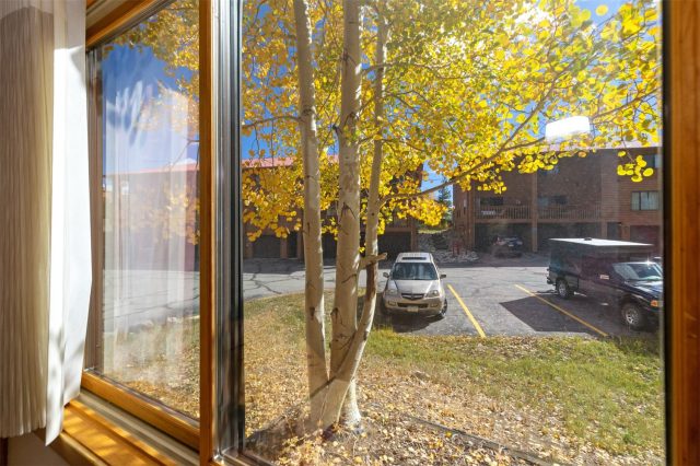 731 Lagoon Drive B photo 16