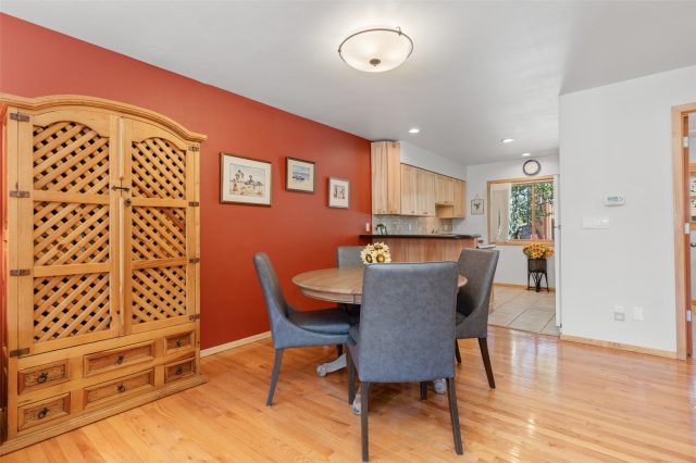 731 Lagoon Drive B photo 18