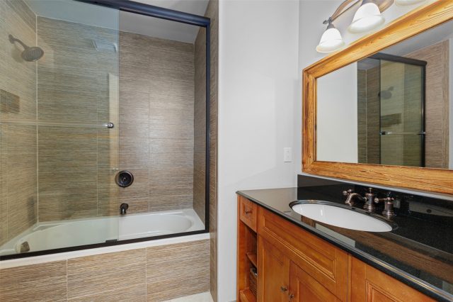 731 Lagoon Drive B photo 39