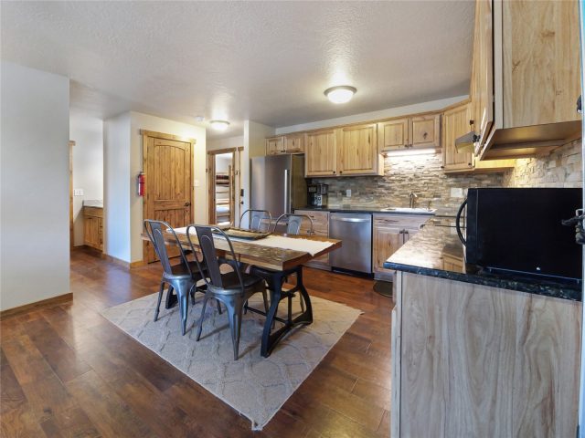 1003 Straight Creek Drive 204 photo 8