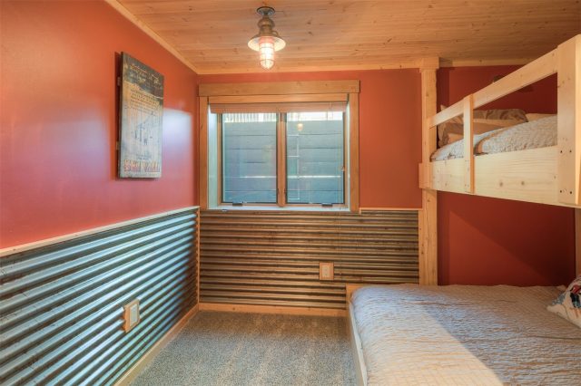 226 S Ridge Street photo 39