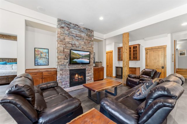 50 Cooney Court photo 35