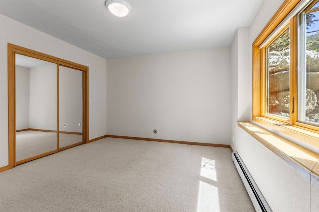 453 Ensign Drive photo 37