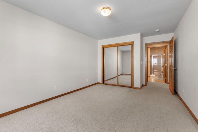 453 Ensign Drive photo 42