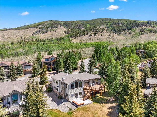 453 Ensign Drive photo 49
